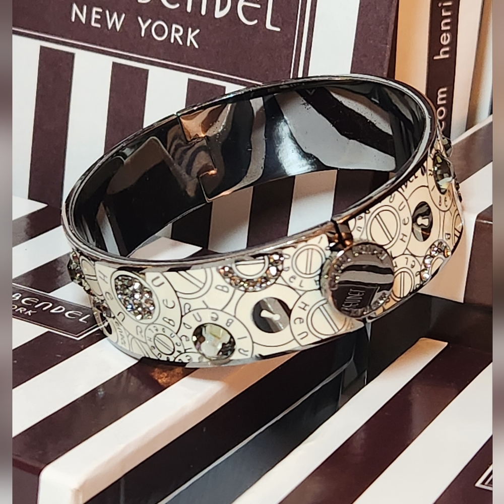 Nwot! Henri bendel cream and gunmetal bangle bracelet